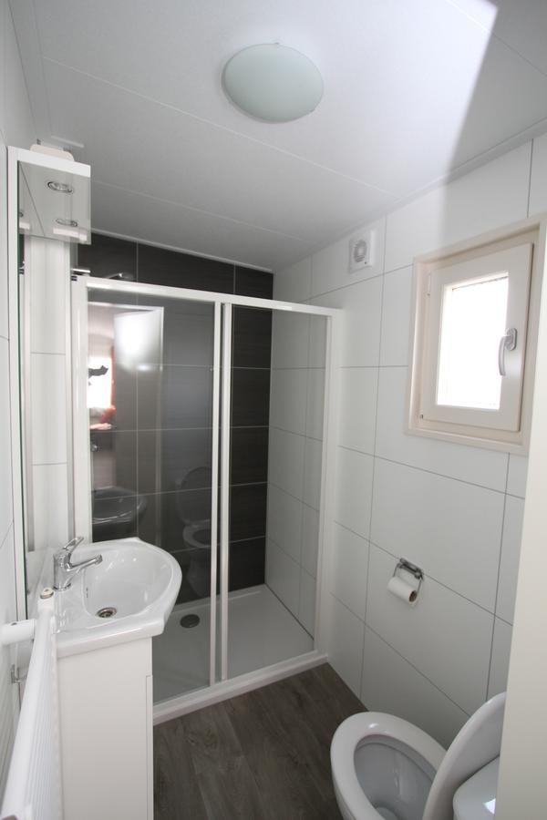 Ijsselmeer-Chalet Nr. 66 Molkwerum Eksteriør bilde