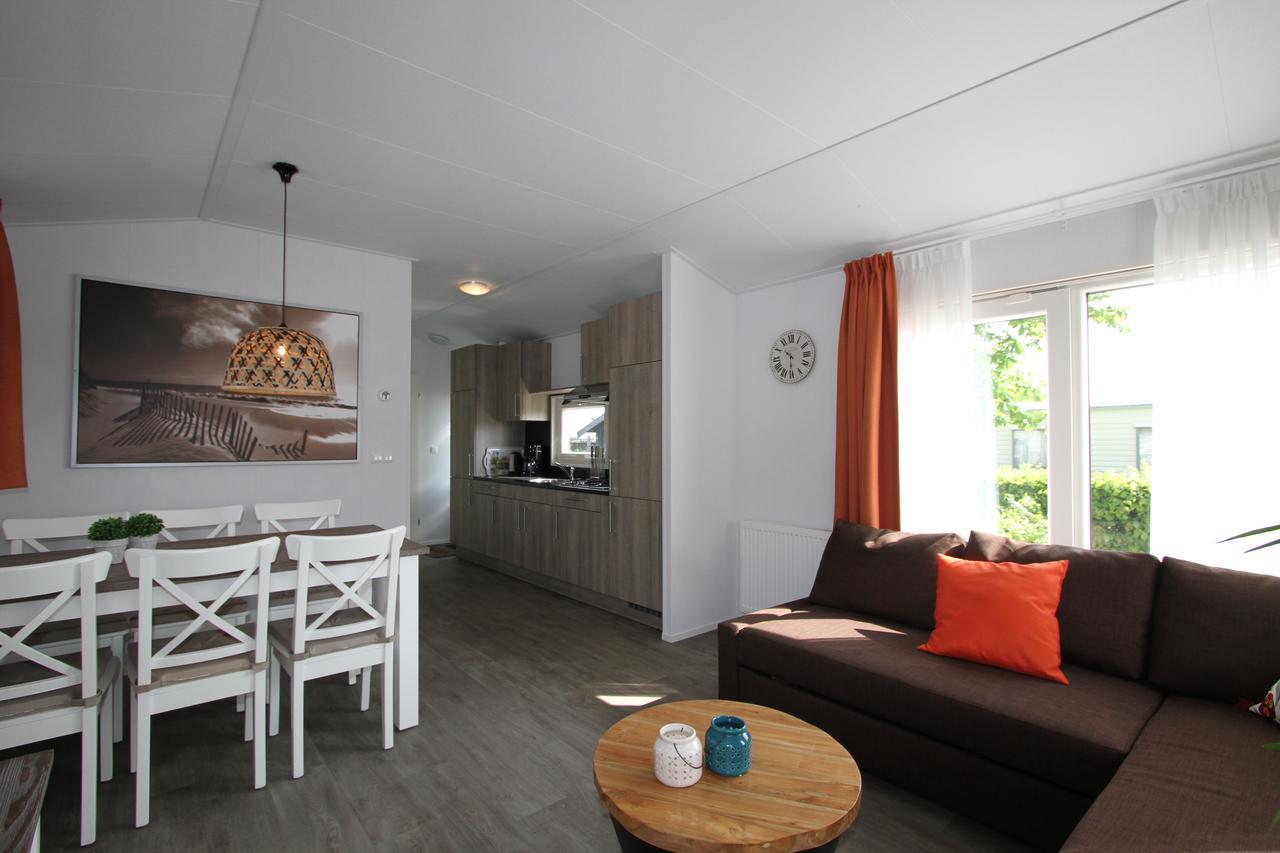 Ijsselmeer-Chalet Nr. 66 Molkwerum Eksteriør bilde
